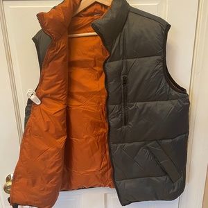 Old navy vest